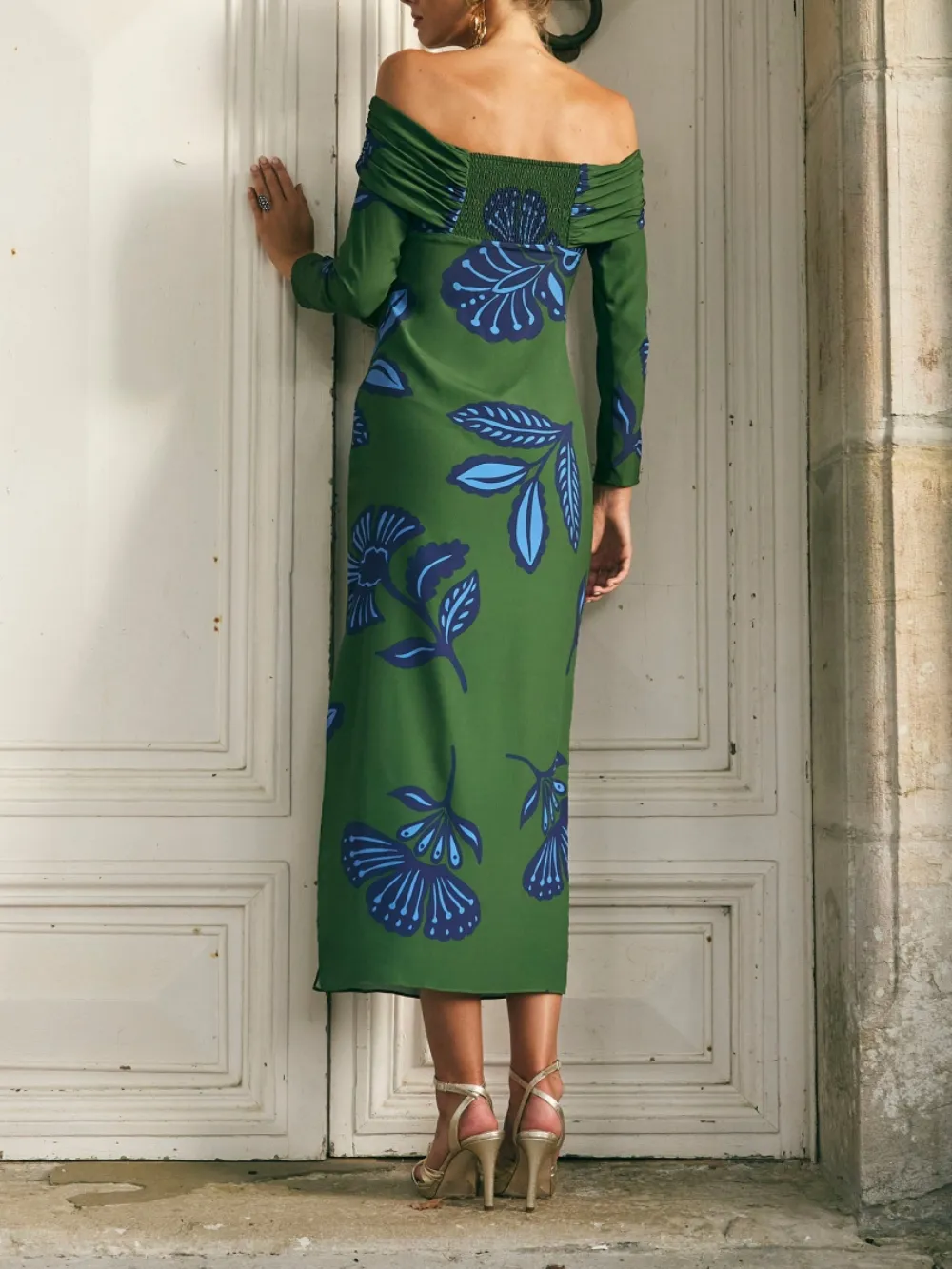 Bardot Neckline Long Sleeves Maxi Dress