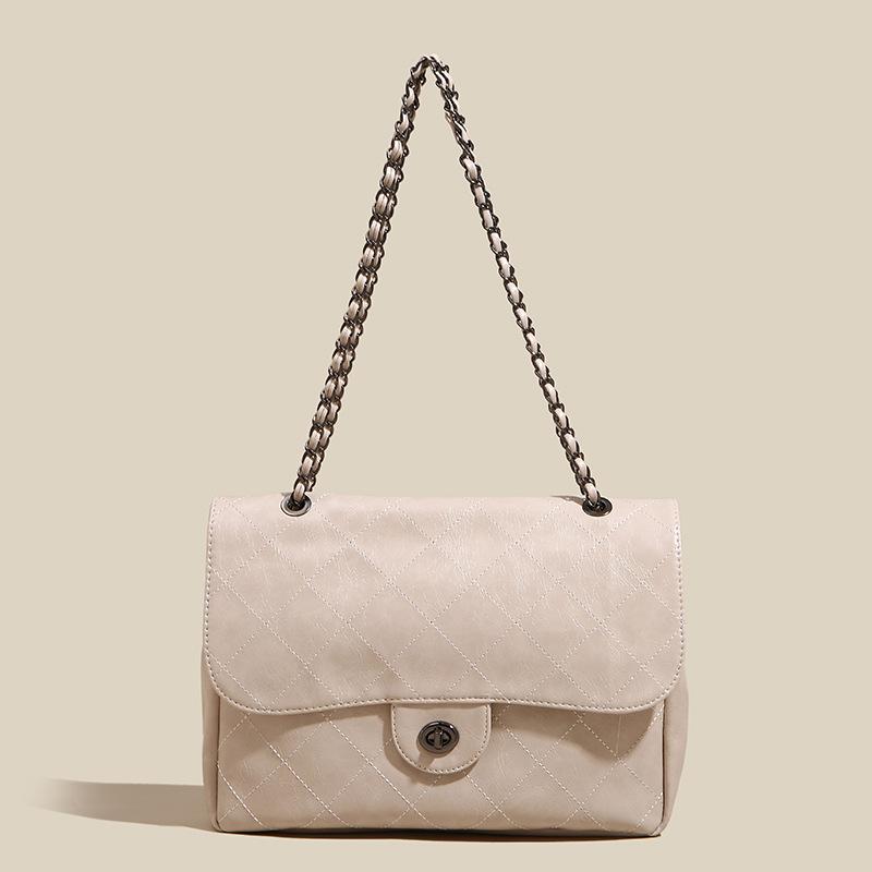 Women's Bag Diamond Chain Stray Bag Retro Large Capacity Commuter Messenger Bag Shoulder Underarm Bag