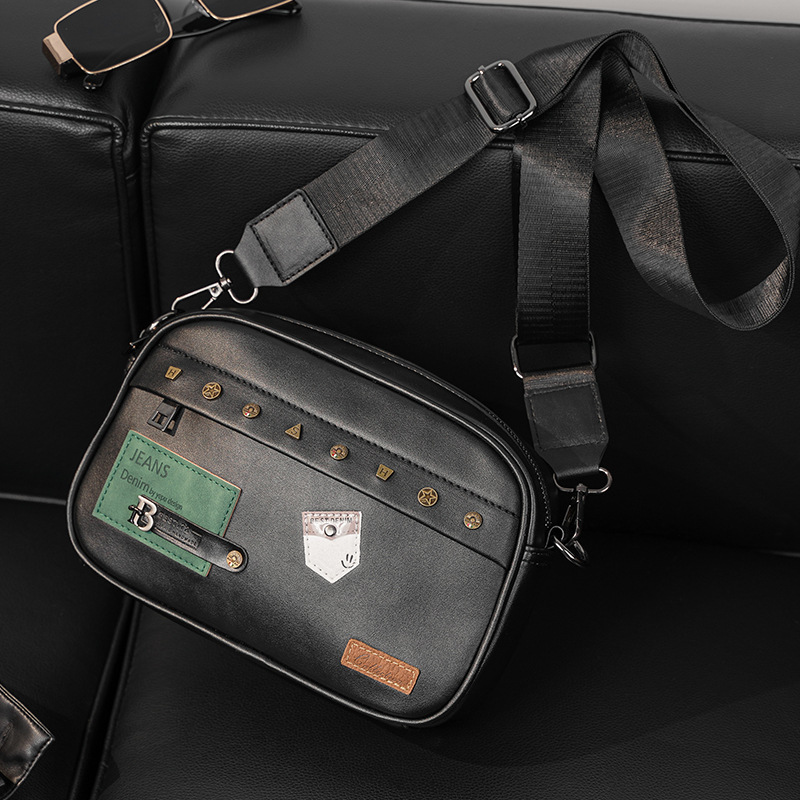 New Fashion Personality Rivet Couple Single Shoulder Small Square Bag