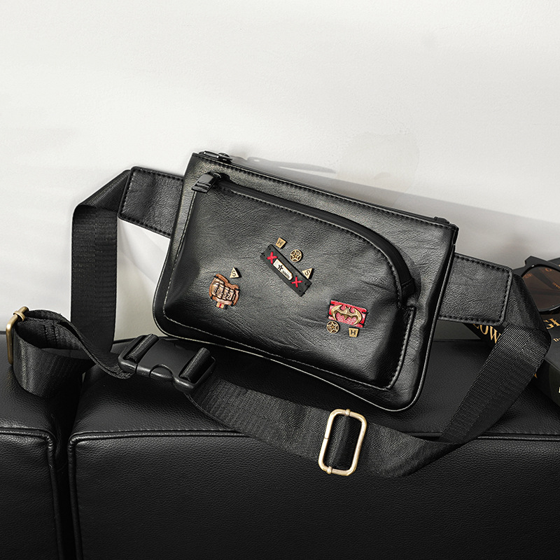 Fashion Joker Rivet Personality Badge Men's Crossbody Bag