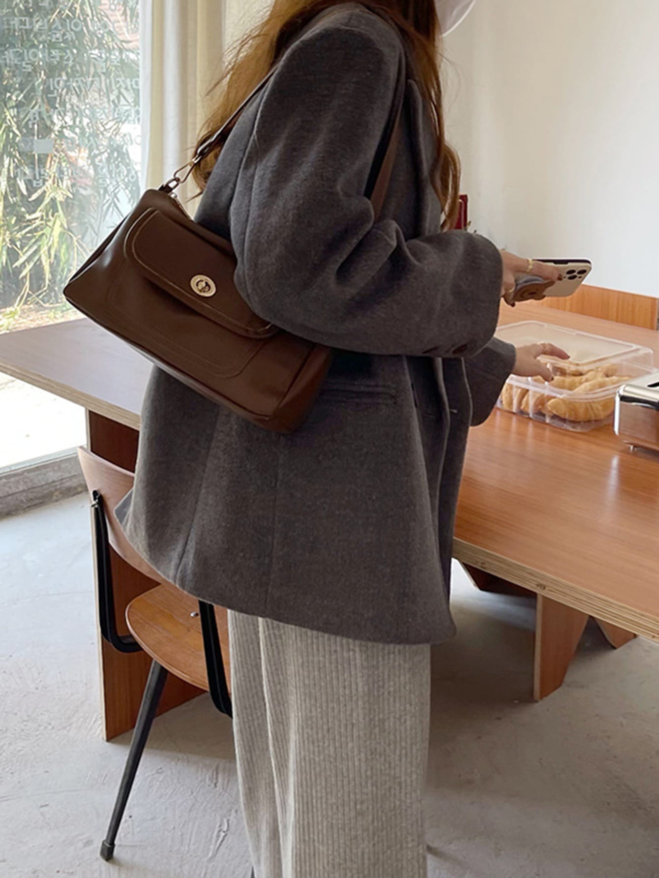 Twist Lock Flap Pocket Front Bag