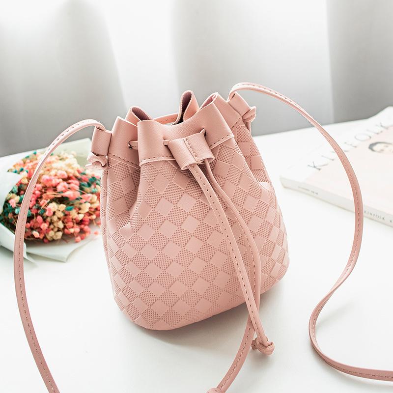 Women's Bag Fashion Woven Bucket Bag Slung Mobile Phone Bag Ladies Shoulder Bag