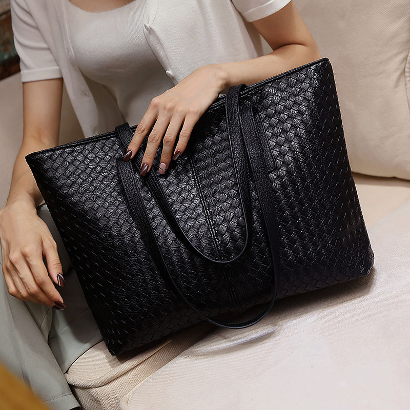 Woven Bag Large Capacity Shoulder Bag Fashion Casual Tote
