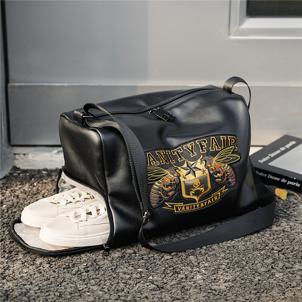 Bee Embroidered Pattern With Shoe Position Dry And Wet Separation Fitness Travel Bag