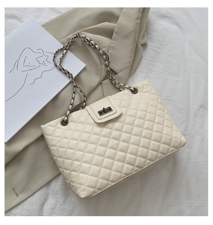 Leather Large Capacity Portable Bbucket Bag