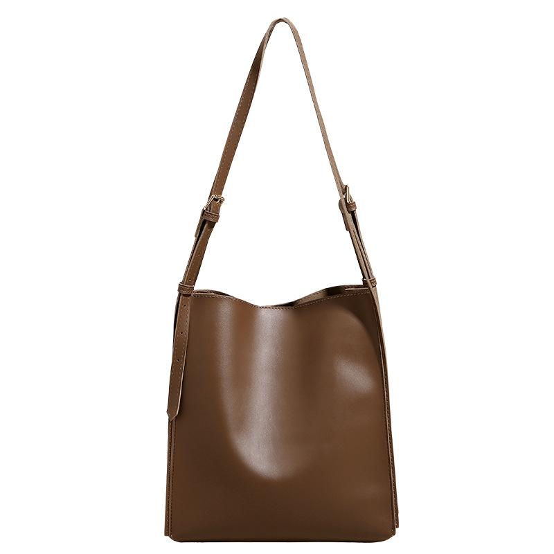 Large-capacity Bag Women's Texture Joker Retro Shoulder Bag Large Bag Explosions Commuter Tote Bag