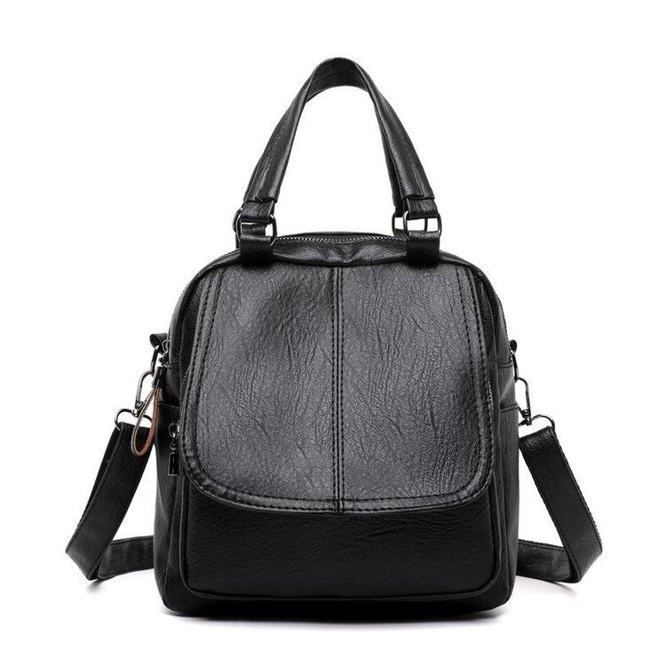 A variety of ways to carry women's large-capacity bags