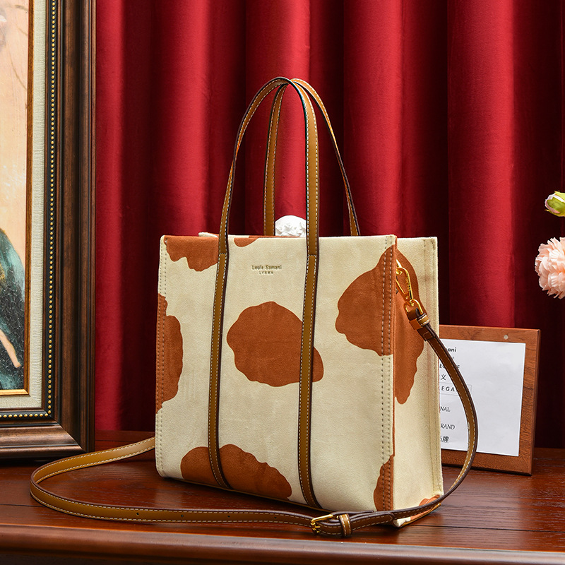 Dairen Large Shoulder Crossbody Tote