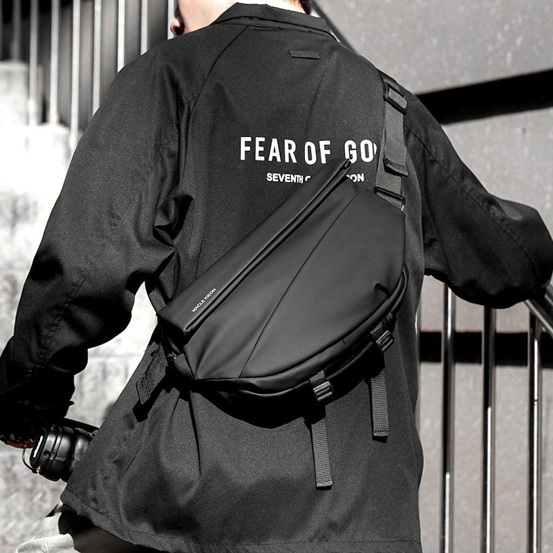 Upgraded Magnetic Buckle Fashion Men's Functional Style Riding Bag