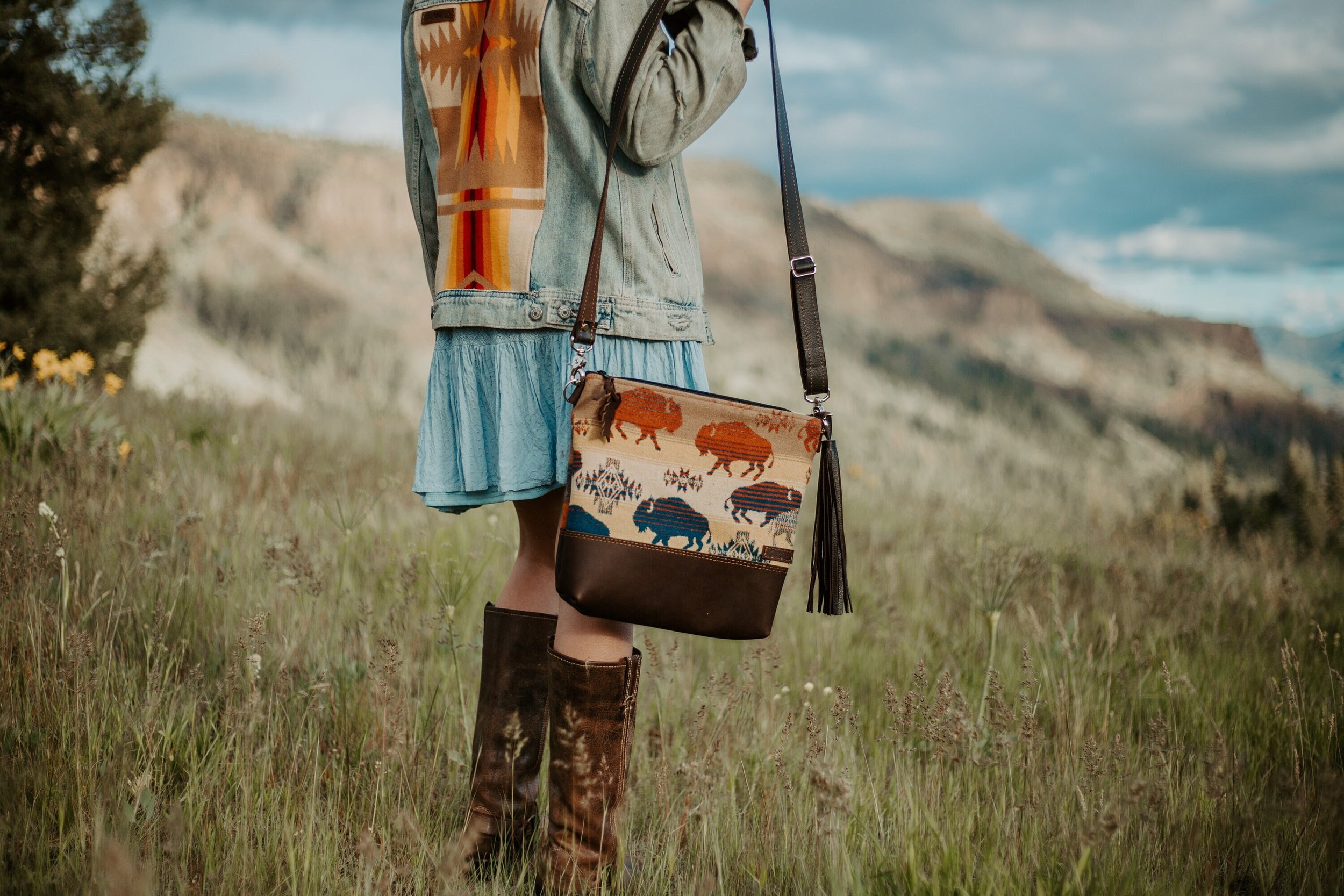 LAND OF BUFFALO WOOL LEATHER BOTTOM CROSS BODY PURSE WITH BROWN WAXED LEATHER