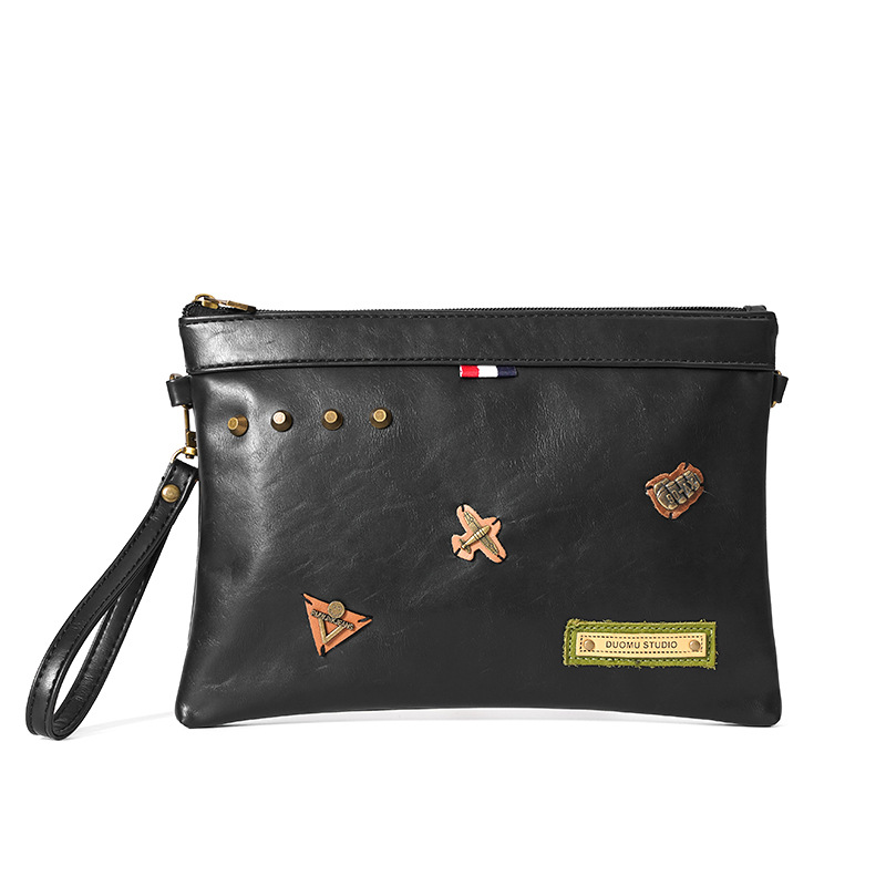 Horizontal Fashion Brand Rivet Casual Clutch