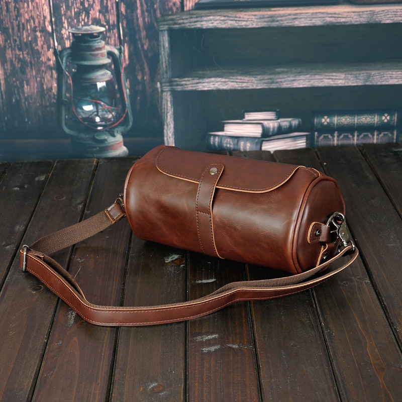 New Personality Design Fashion Retro Fashion Men's Small Leather Bag