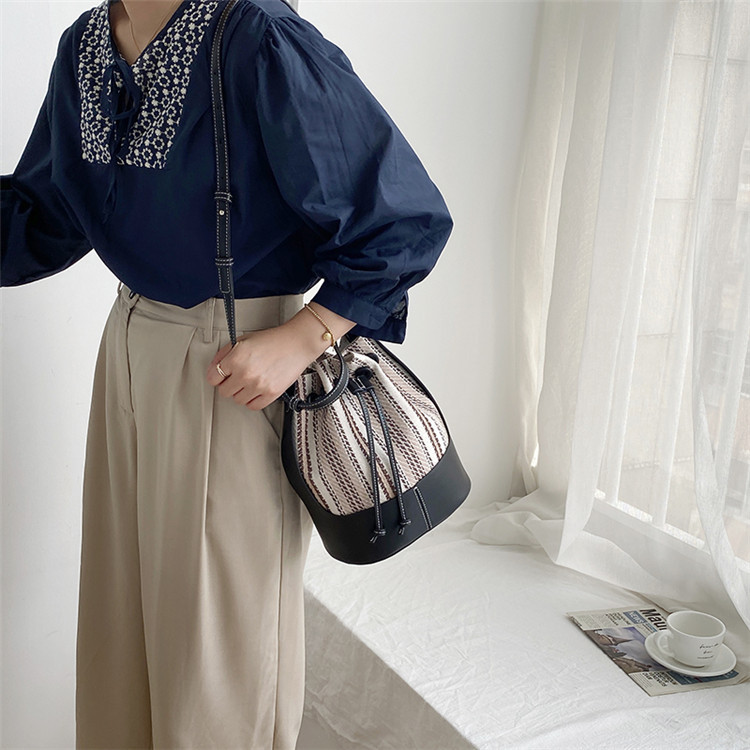 Spliced Single Shoulder Messenger Bag Trend Bucket Bag