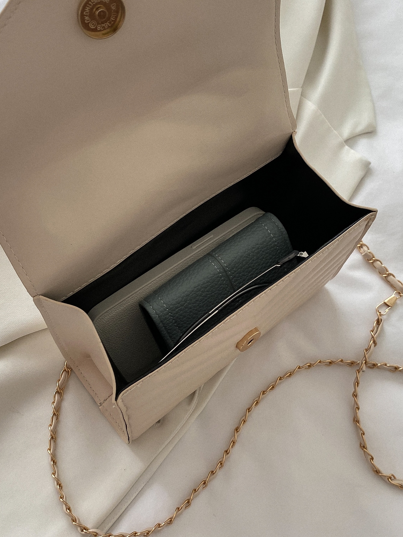 Mini Zigzag Quilted Chain Bag