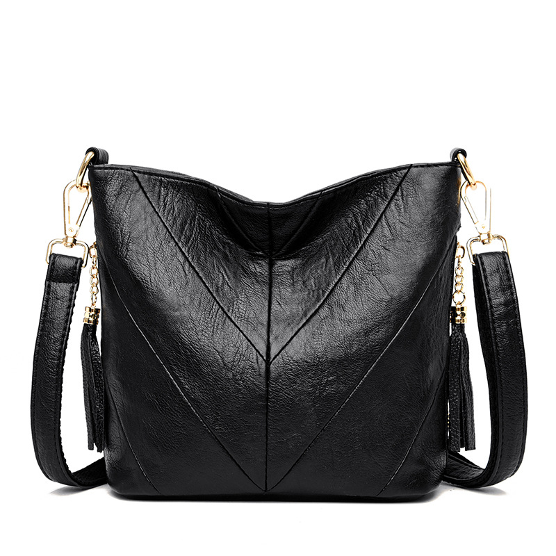 Classic Joker Handheld Tassel Cross Shoulder Bucket Bag
