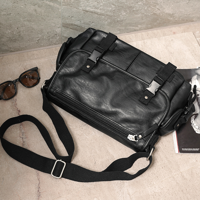 2023 New Fashion Retro Large Capacity Men's Computer Satchel