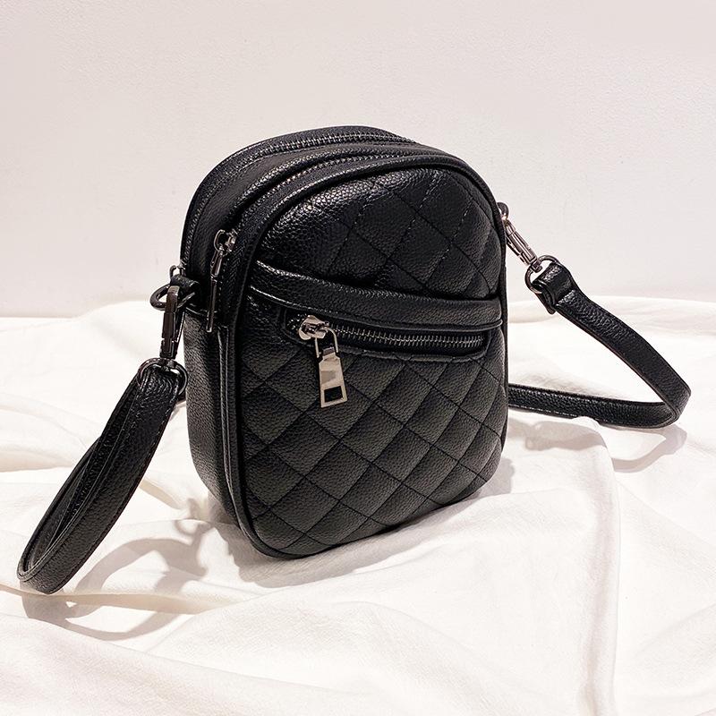 Refined Texture Portable Small Bag Trend Lingge Advanced Mobile Phone Bag Fashion Joker Female Messenger Bag